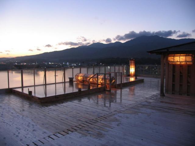 Yoshidaya Rooftop Onsen