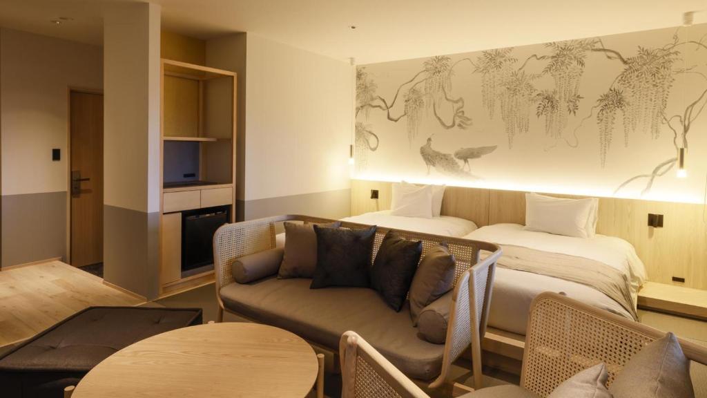 Yoshidaya Sannoukaku Modern Room