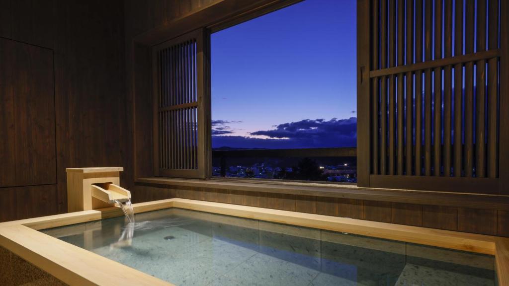 Yoshidaya Sannoukaku Onsen Bath