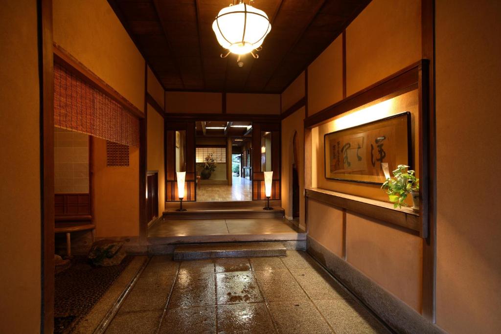 Yoyokaku Ryokan Hallway