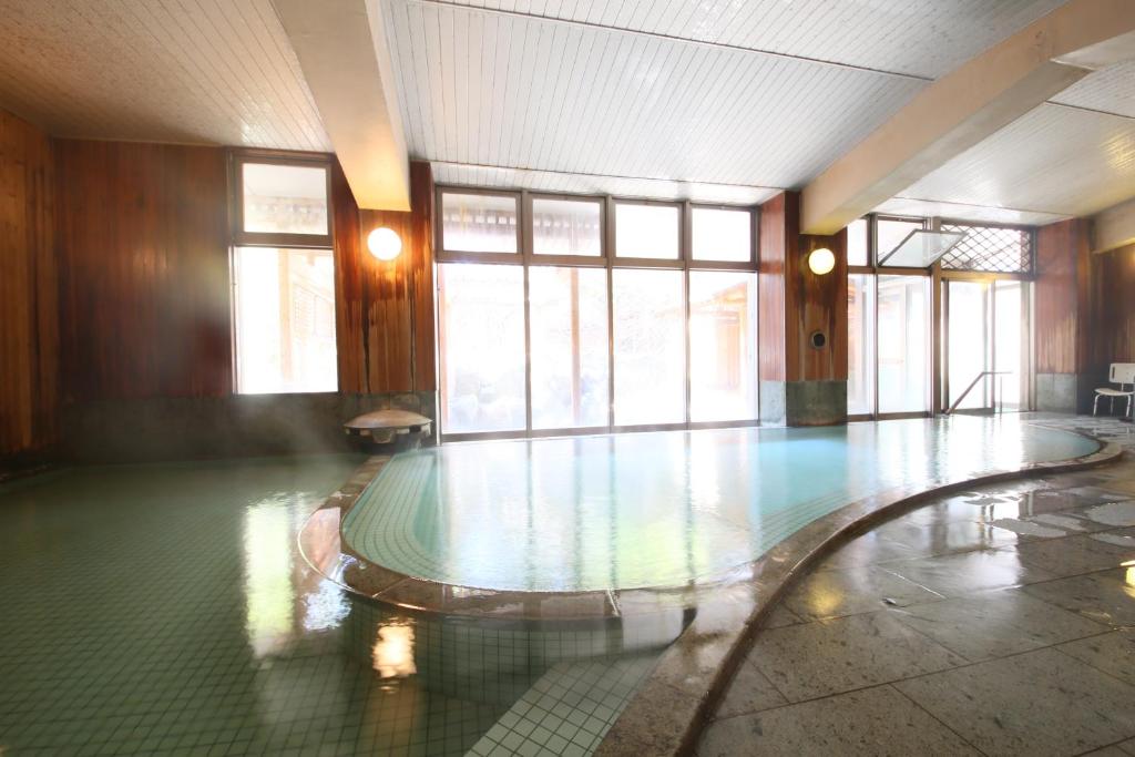 Yudanaka Onsen Yorozuya Indoor Hot Spring