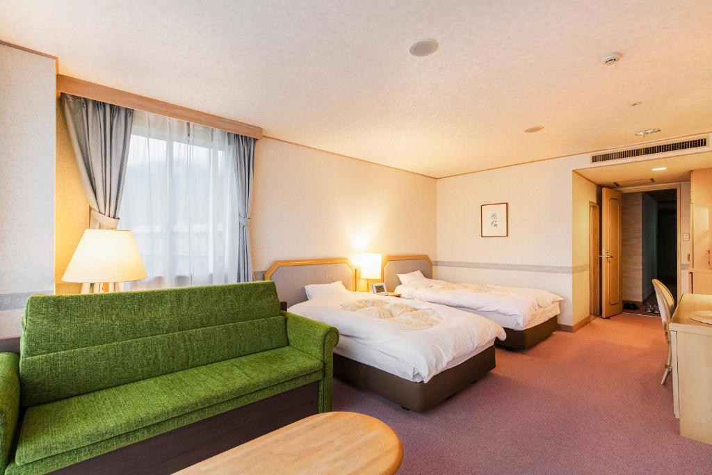 Yufuin Kotobuki Hananosho Hotel Room