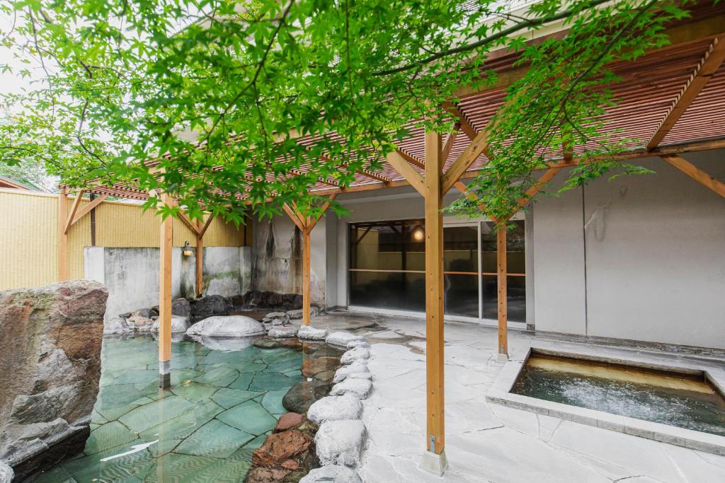 Yufuin Kotobuki Hananosho Outdoor Onsen