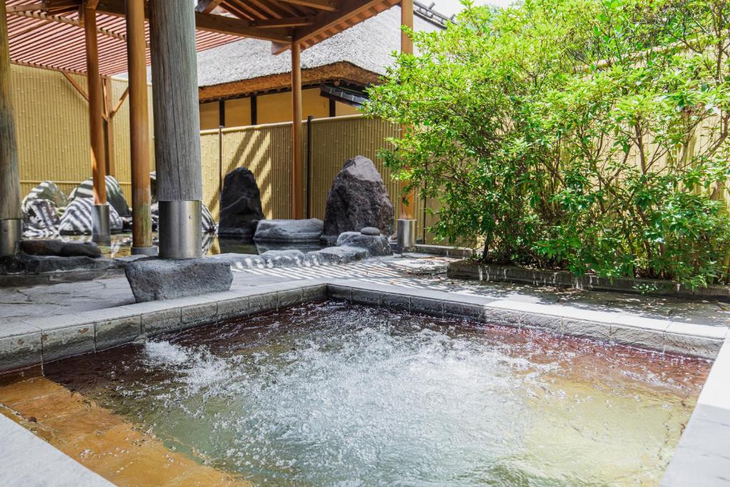 Yufuin Kotobuki Hananosho Outdoor Onsen