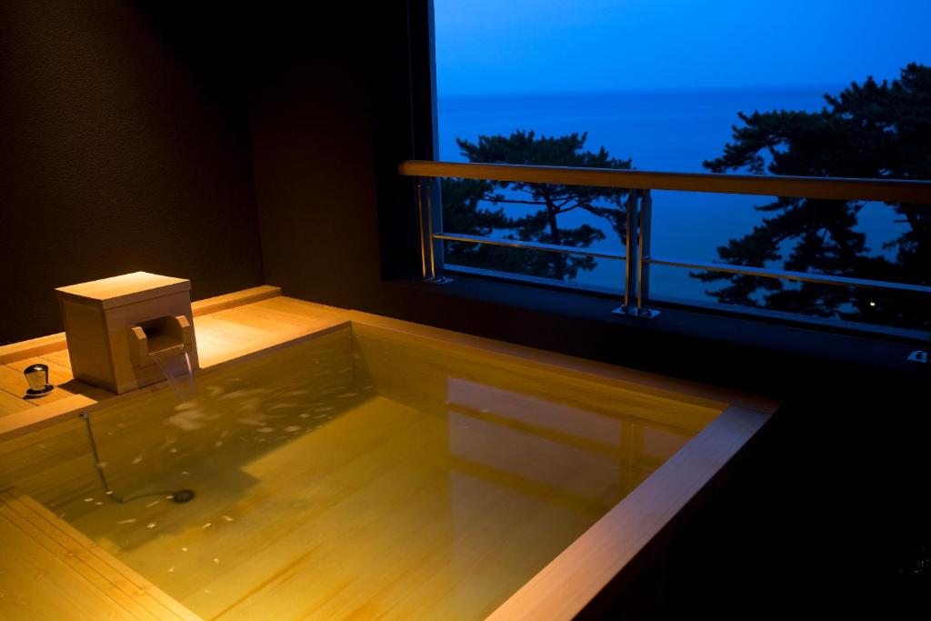 Yumekaiyu Awajishima Onsen View