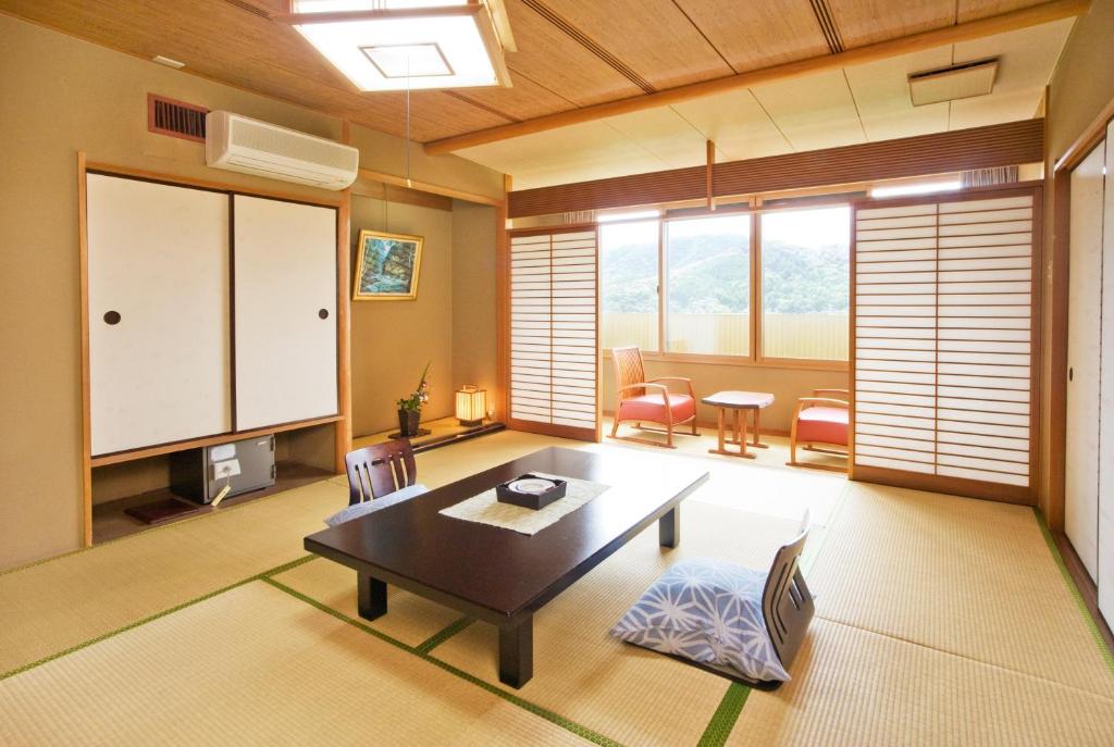 Yumenoi Tatami Room Tea Table