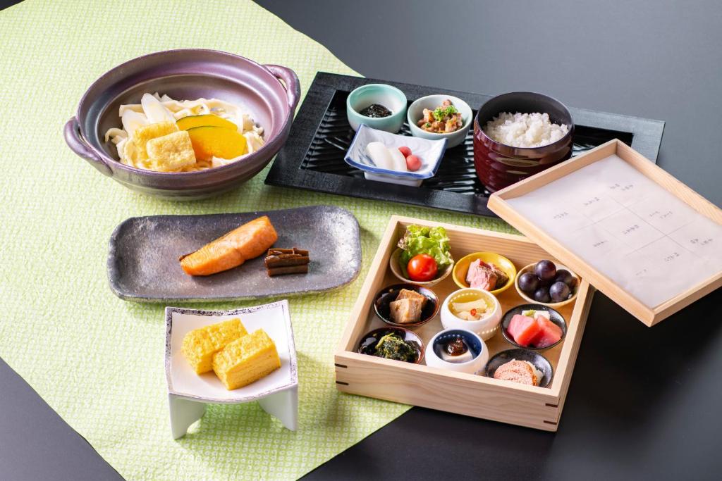 Yumura Tokiwa Hotel Japanese Breakfast