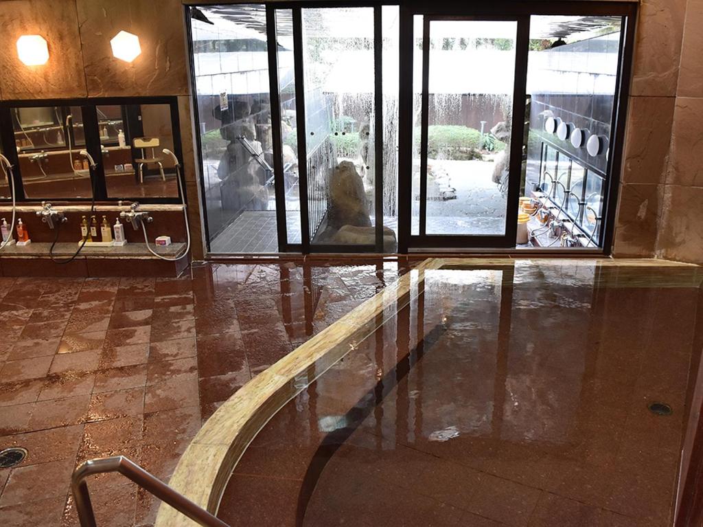 Yunogo Grand Hotel Onsen Bath