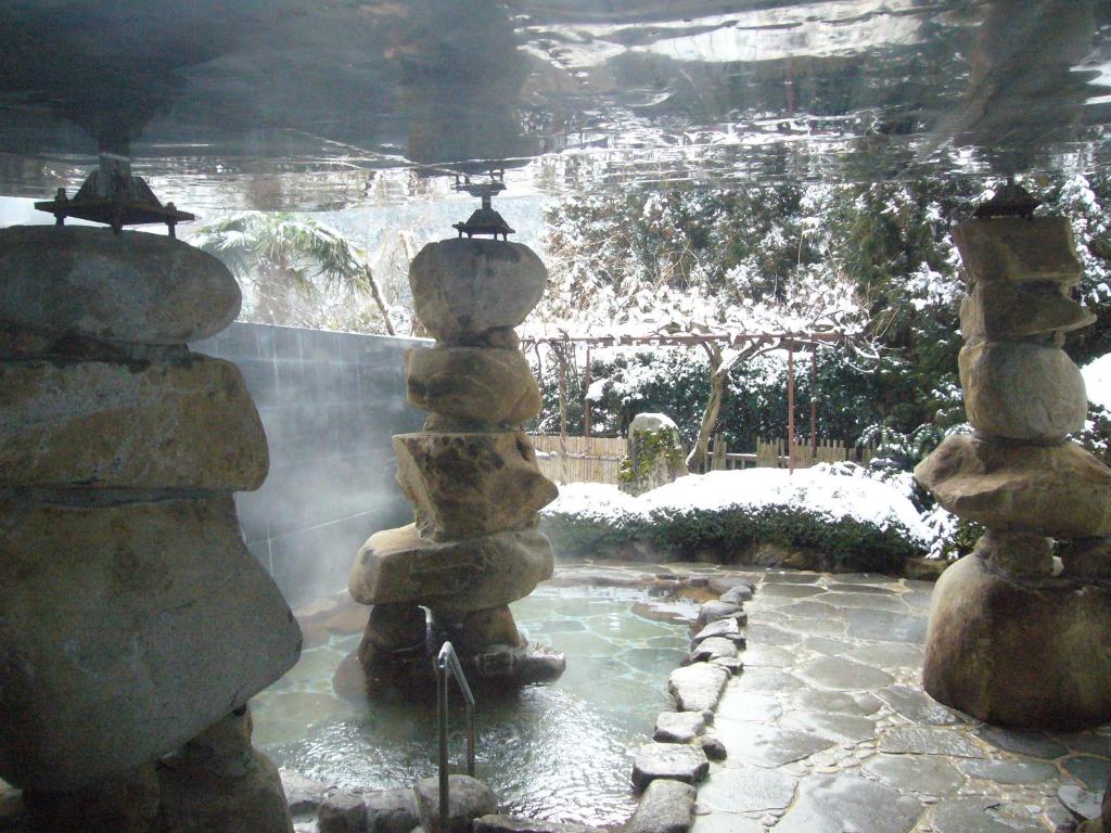 Yunogo Grand Hotel Outdoor Onsen