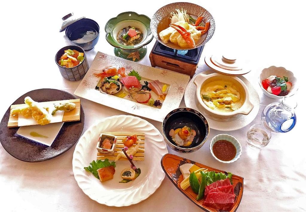 Yunohama Hotel Kaiseki Meal