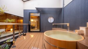 객실에 딸린 전용 노천 목욕탕