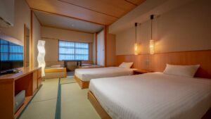 Camas individuales en una habitación de tatami