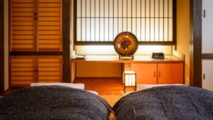 Due futon in una camera tradizionale con tatami