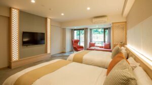 Twin beds in a modern guest room