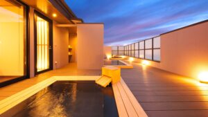 Baño privado al aire libre en la terraza de la habitación