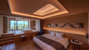 Camas individuales en una habitación moderna de ryokan