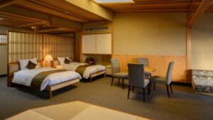 다다미 스타일 객실의 침대 2개