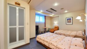 旅館の客室にあるツインベッド