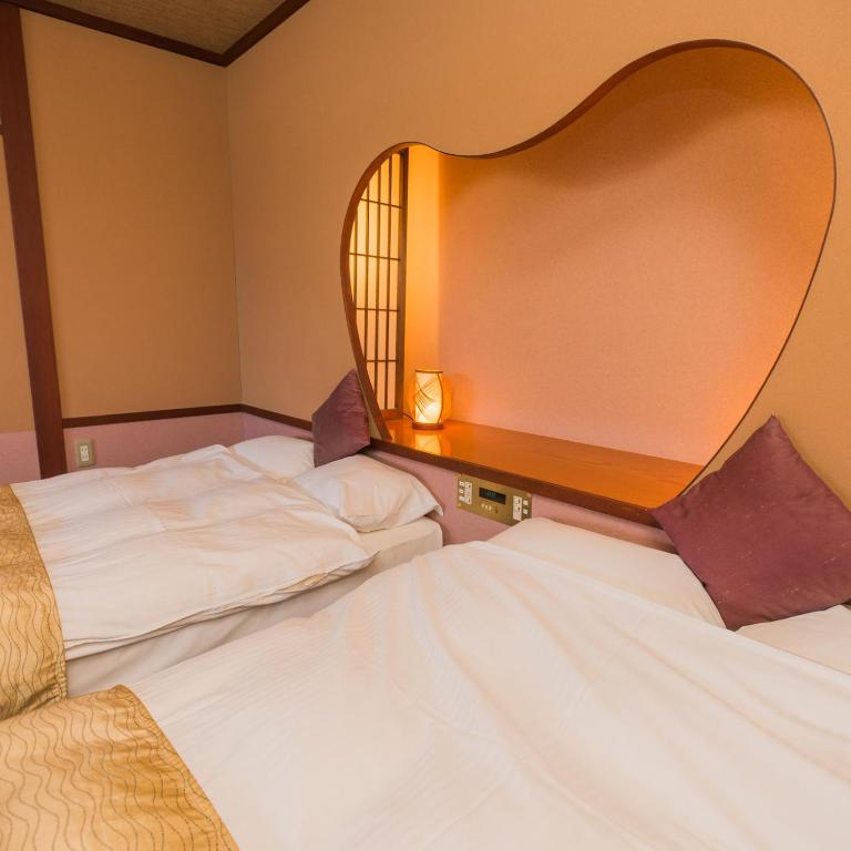 Aburaya Tosen Japanese Bedroom