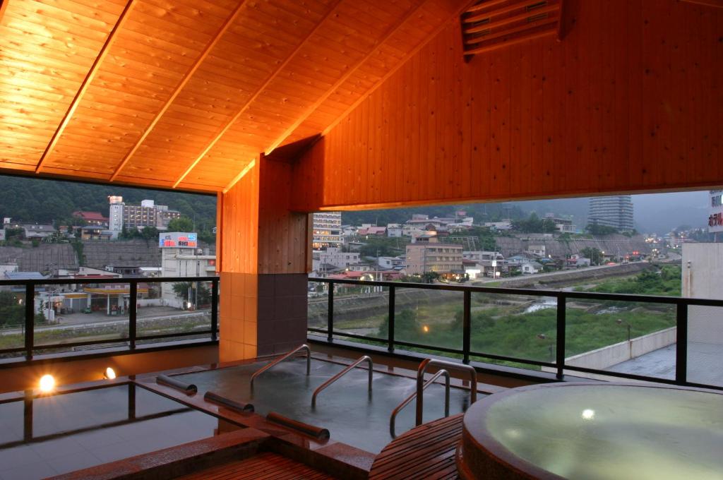 Aburaya Tosen Open Air Bath