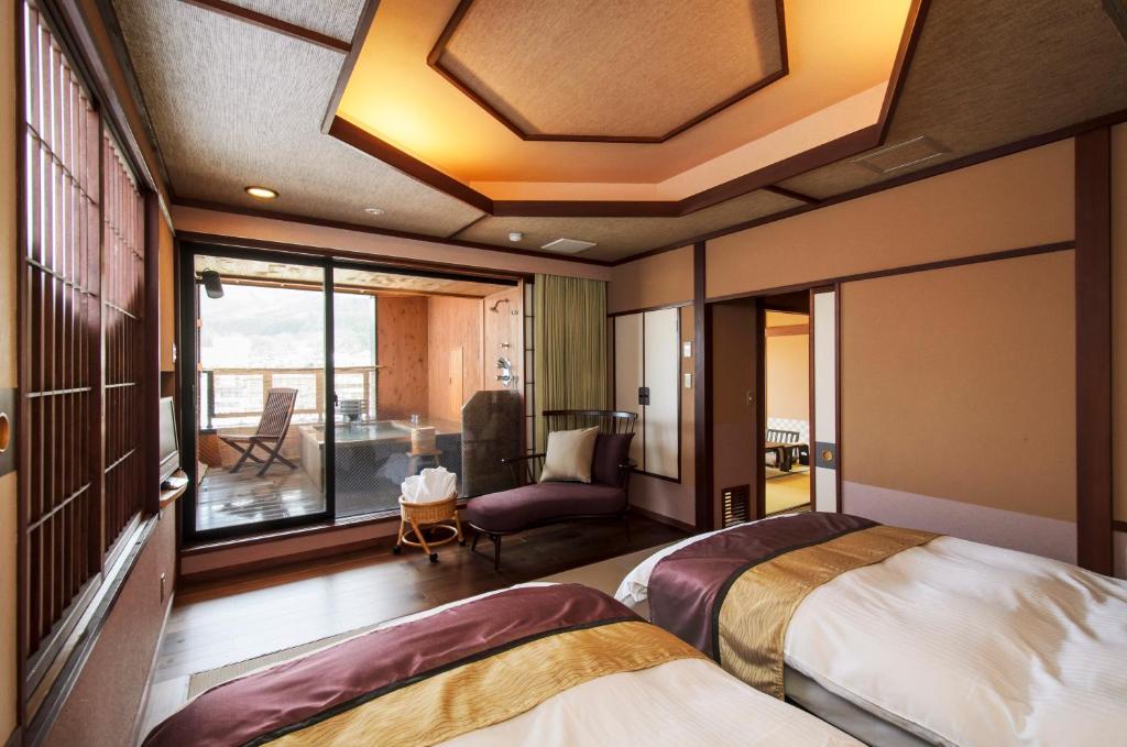Aburaya Tosen Tatami Room