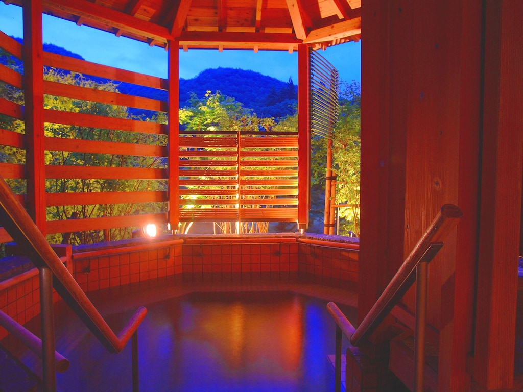 Airinkan Open Air Bath