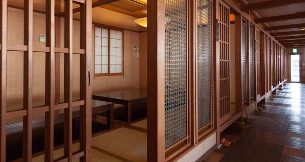 Ajiro Isofune Hotels Ryokan Corridor