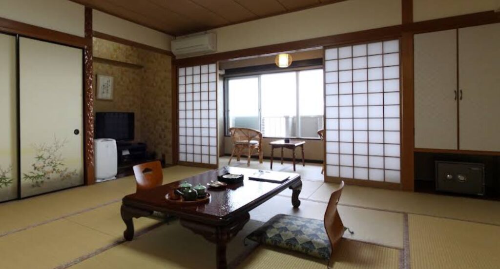 Ajiro Isofune Hotels Tatami Room