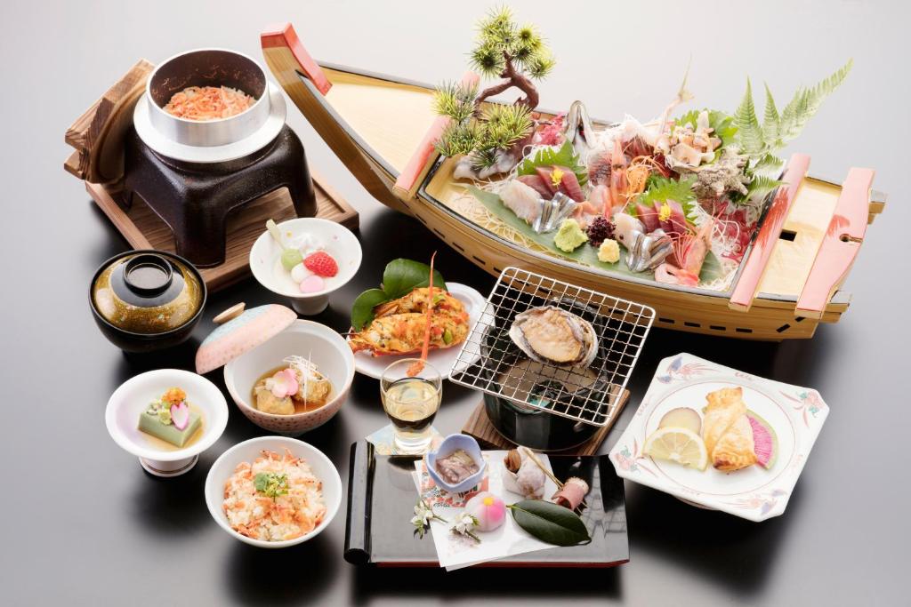 Akaneiro No Umi Arujisu Kaiseki Dinner