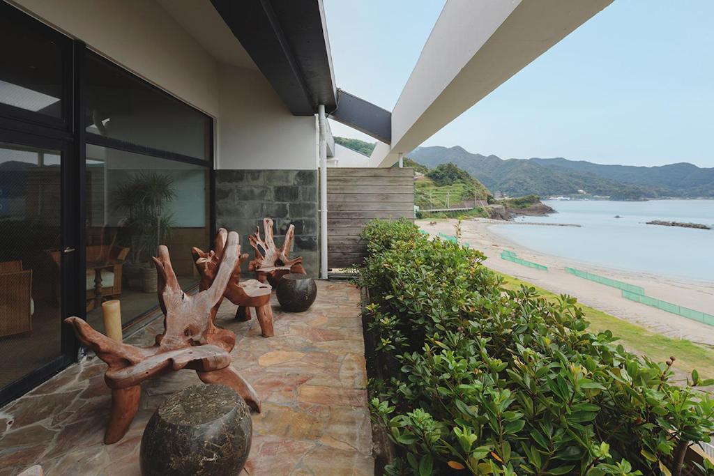 Akaneiro No Umi Arujisu Oceanfront Terrace
