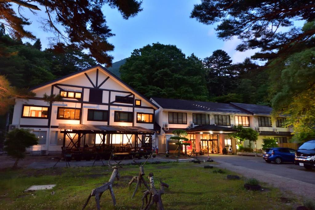 Akasawa Onsen Ryokan Exterior Night