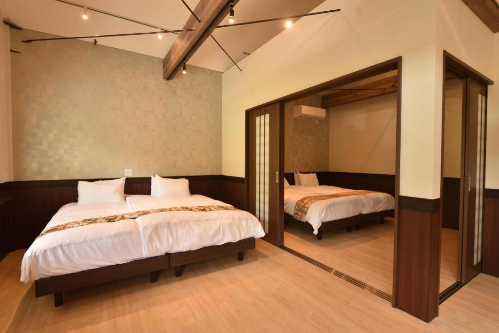 Akasawa Onsen Ryokan Modern Bedroom