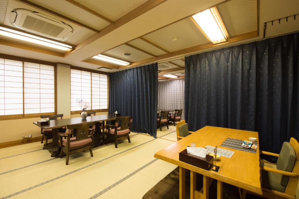 Akasawa Onsen Ryokan Tatami Dining Room