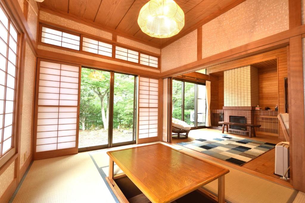 Akasawa Onsen Ryokan Tatami Room