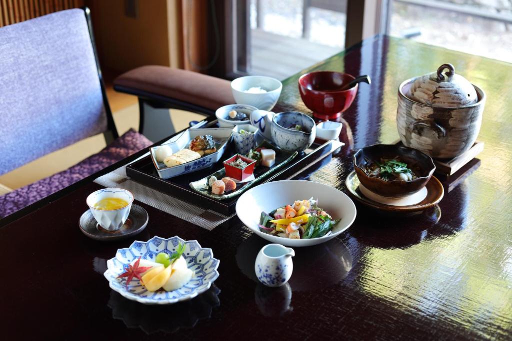Akazawa Geihinkan Japanese Breakfast