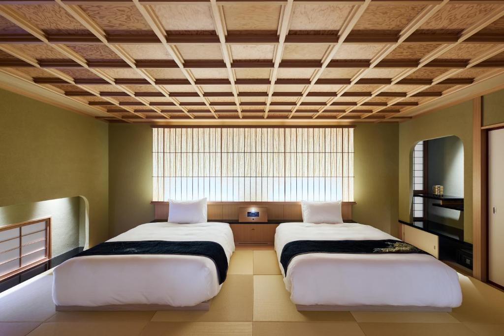 Akazawa Geihinkan Tatami Bedroom