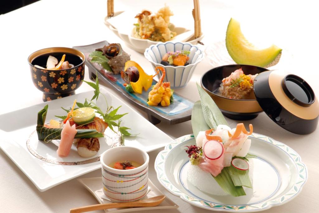 Akazawa Onsen Hotel Kaiseki Meal
