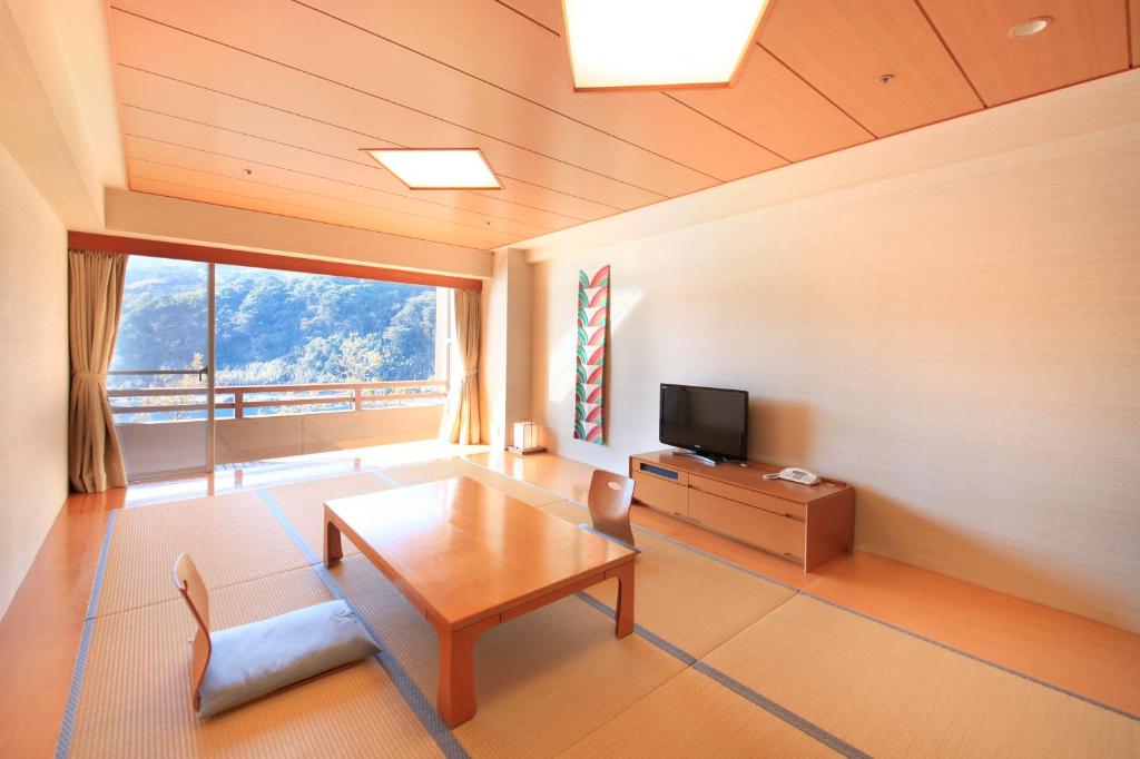 Akazawa Onsen Hotel Tatami Room