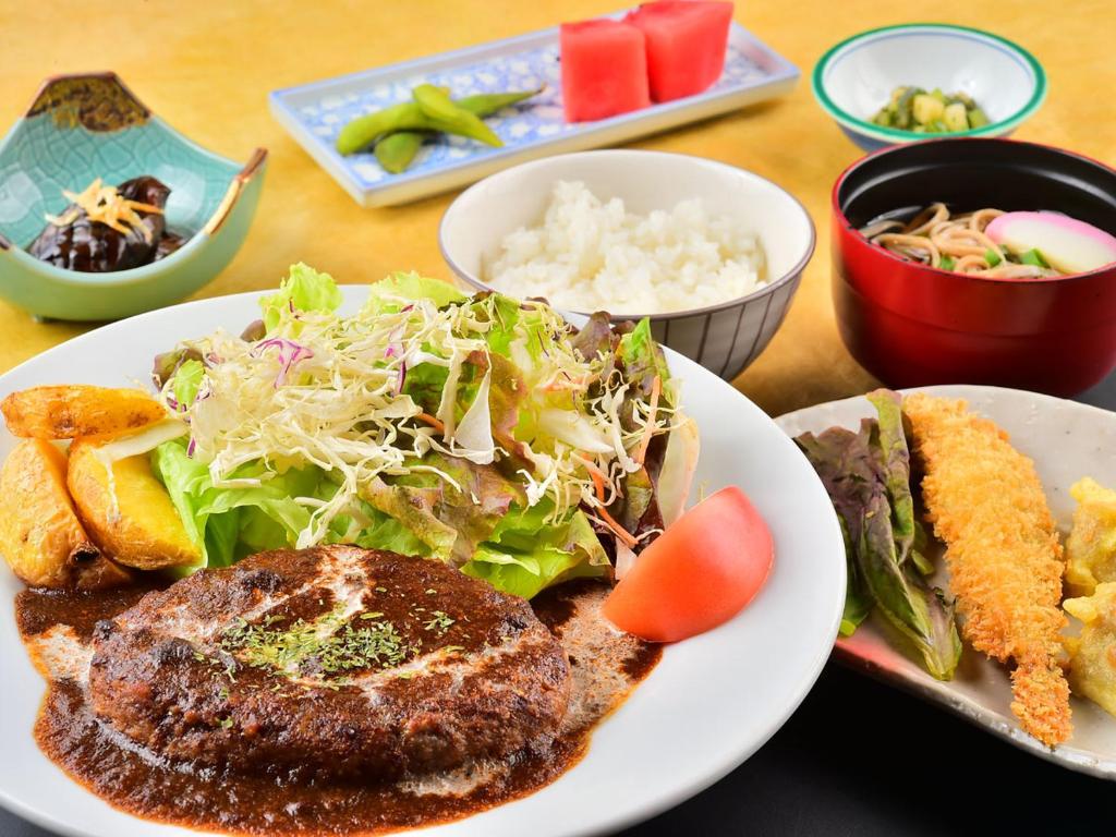 Alpine Route Hotel Japanese Set Meal