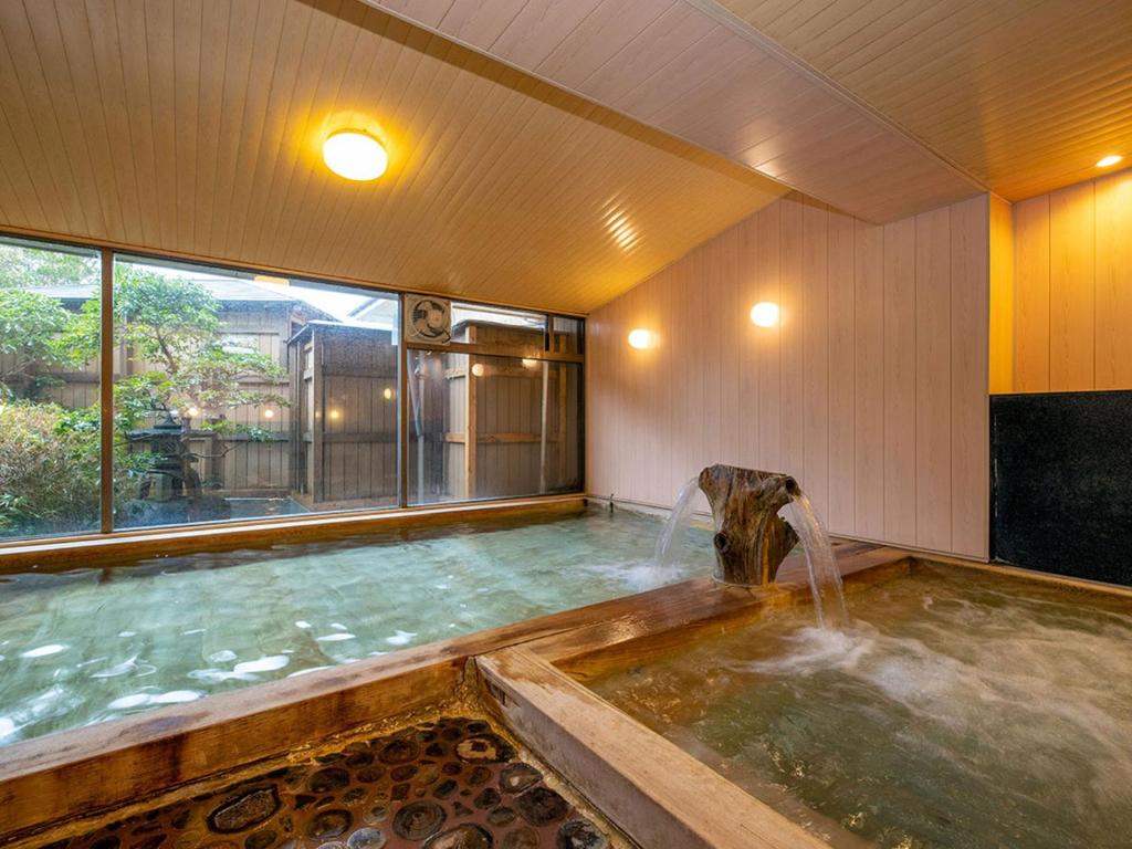 Ama No Shima Indoor Onsen Bath
