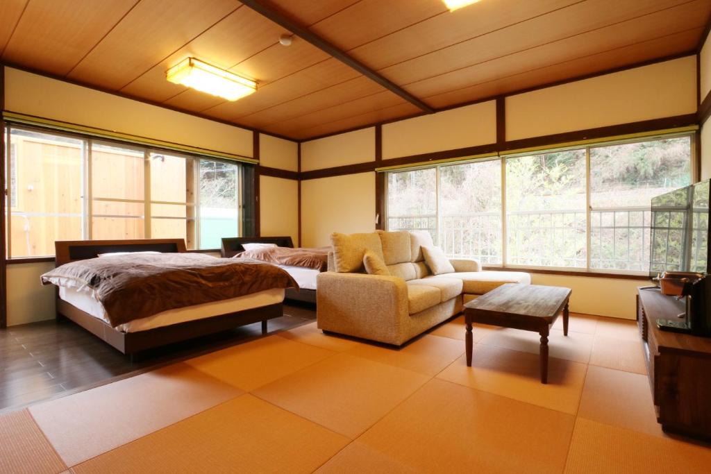 Amis Droles Tatami Room