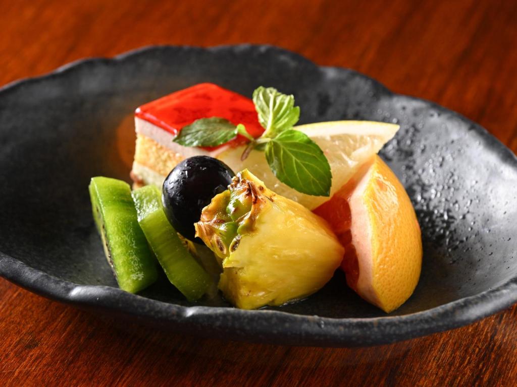Apa Hotel Resort Kaga Katayamazu Onsen Kasuikyo Fruit Dessert
