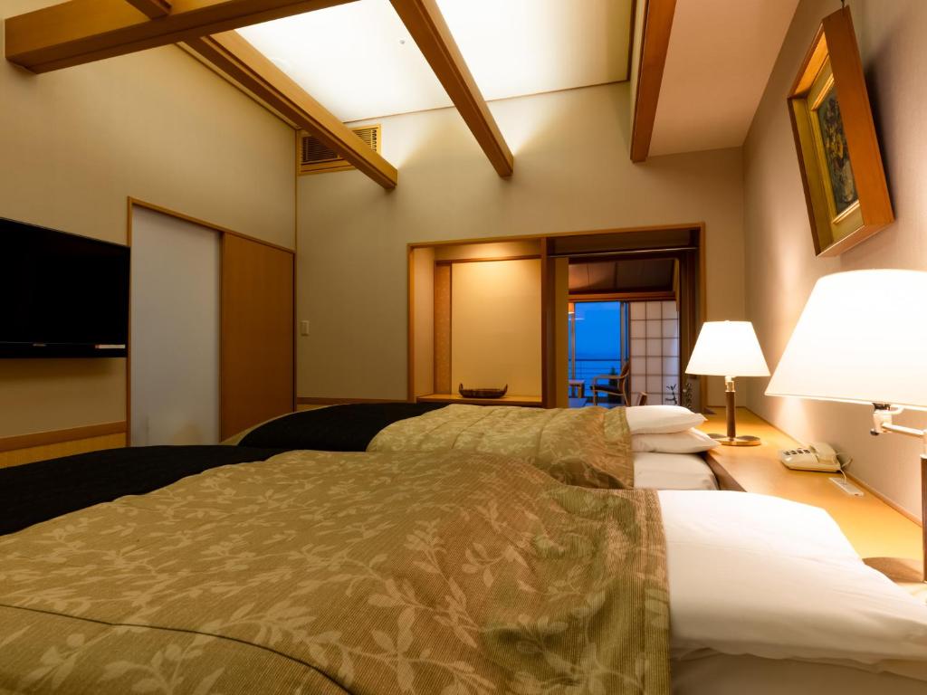 Apa Hotel Resort Kaga Katayamazu Onsen Kasuikyo Japanese Style Room