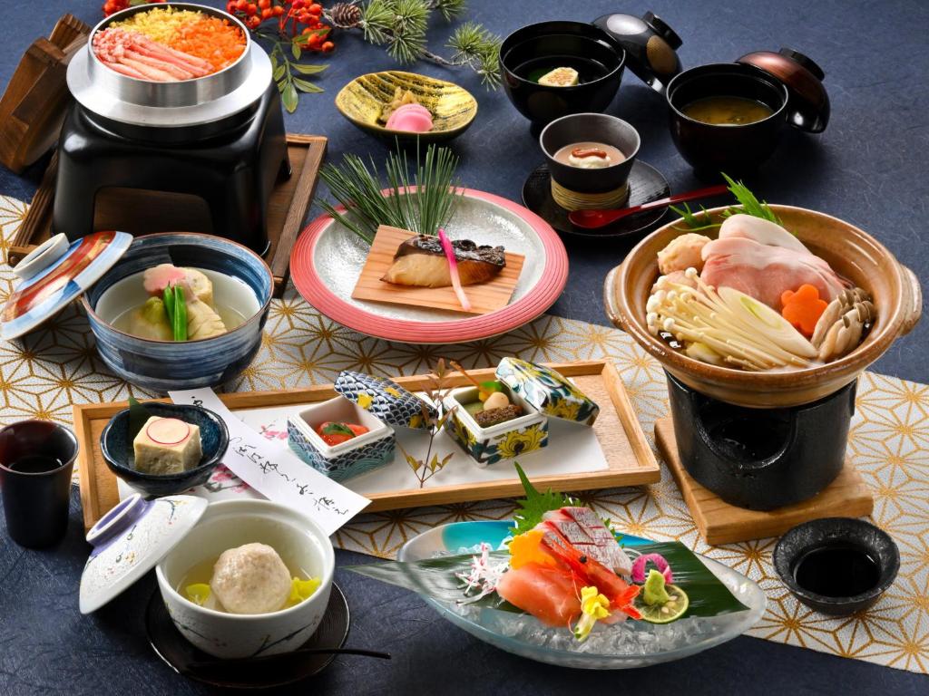 Apa Hotel Resort Kaga Katayamazu Onsen Kasuikyo Kaiseki Meal
