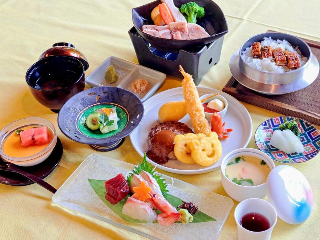 Apa Hotel Resort Kaga Katayamazu Onsen Kasuikyo Kaiseki Meal