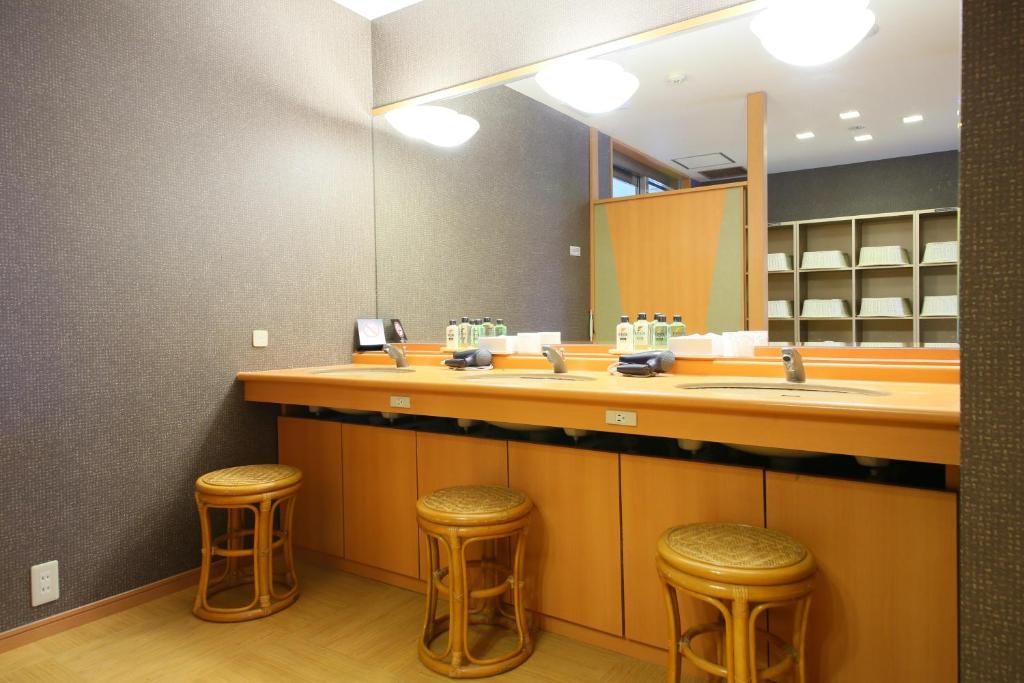 Apa Hotel Takasaki Station Vanity Area