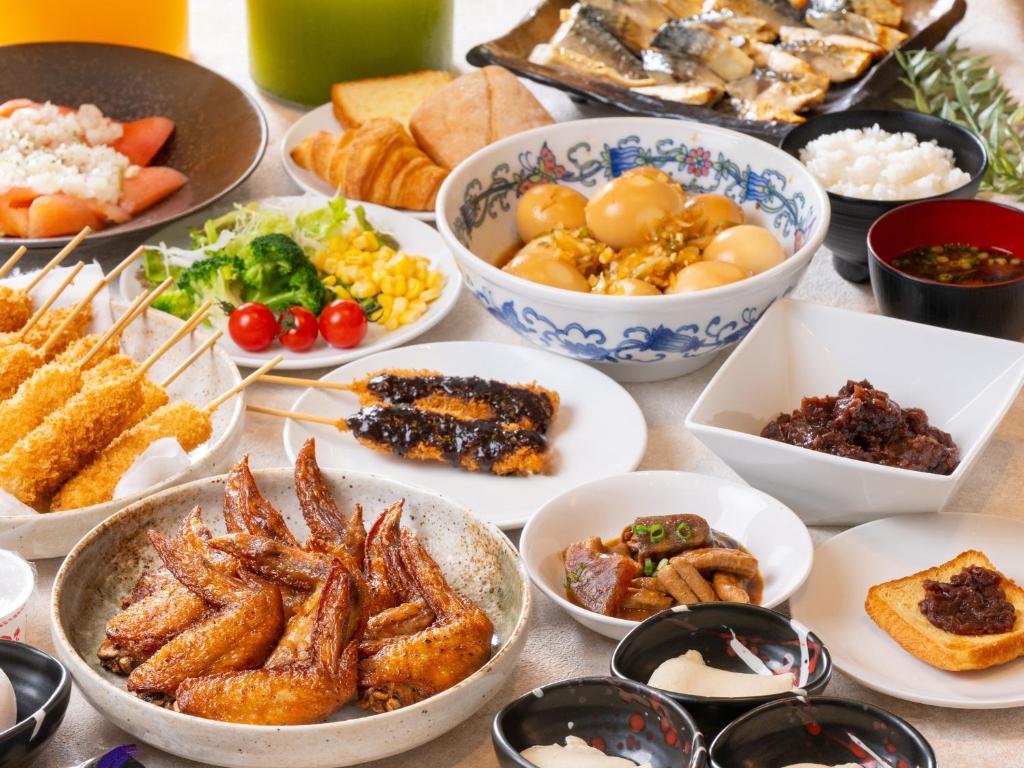 Apa Villa Hotel Nagoya Marunouchi Ekimae Breakfast Spread