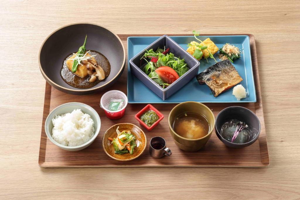 Aratashi Minakami Japanese Breakfast