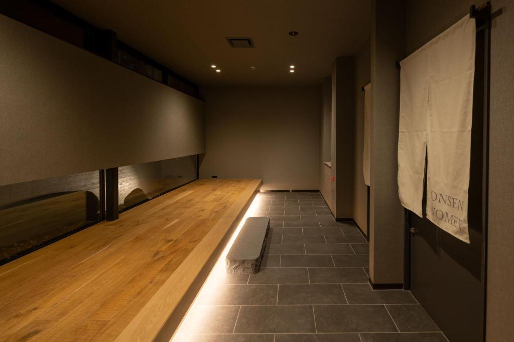 Aratashi Minakami Onsen Womens Entrance
