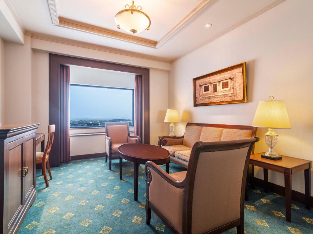Art Hotel Kashima Central Deluxe Sitting Room